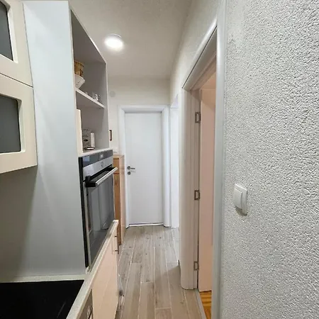 Dzenx Apartment *